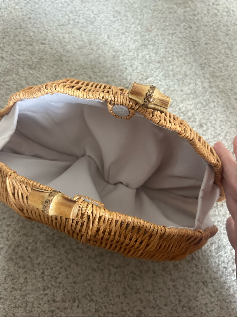 NEW Hand-woven Shell Shaped Rattan Clutch Bag Summer Straw Clutch Purse Beach - Picture 7 of 7